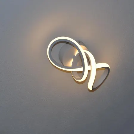 Ninetta E Luigino شيكلي